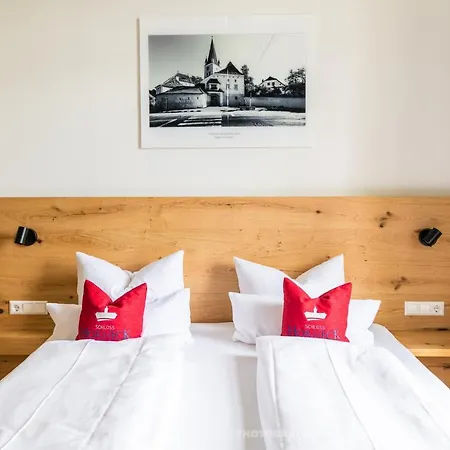 Horneck Otel Gundelsheim (Baden-Wurttemberg)